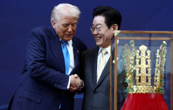 South Korea honors Trump with nation's highest decoration and a replica gold crown || Mpforum