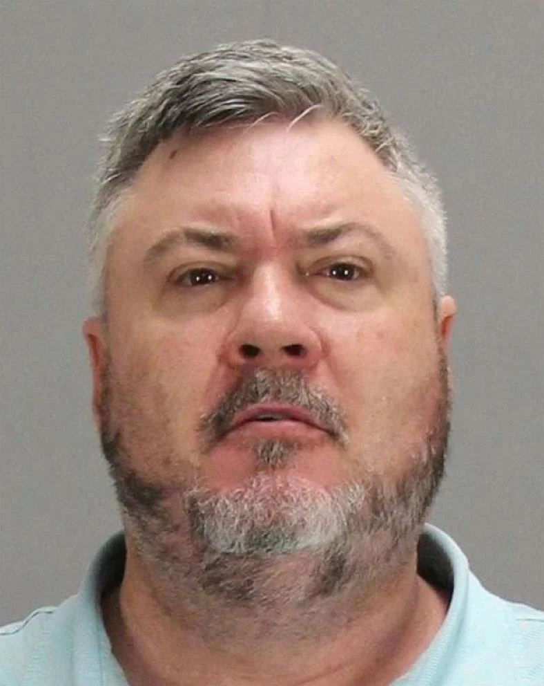 moment potential mass shooting was foiled at Atlanta airport; suspect taken into custody || Mpforum